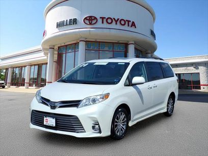 Certified 2020 Toyota Sienna XLE Premium