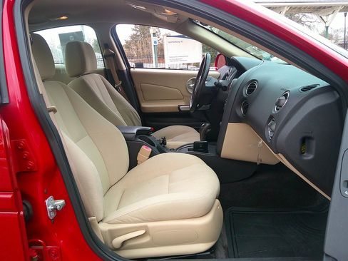 Used 2007 Pontiac Grand Prix Base w/ Preferred Package image 16