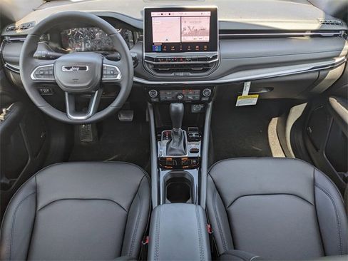 New 2025 Jeep Compass Limited w/ High Altitude Package image 14