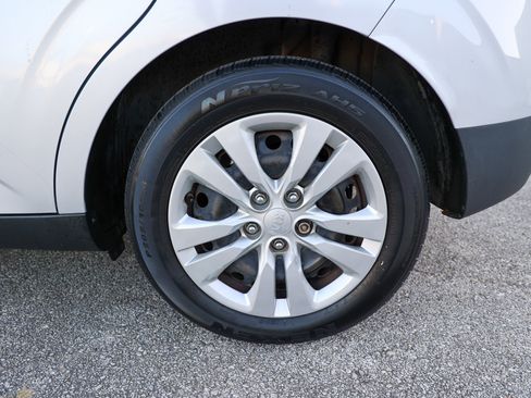 Used 2020 Kia Soul LX FWD image 14