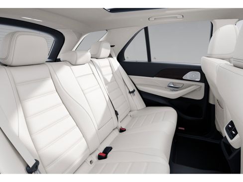Certified 2024 Mercedes-Benz GLE 450 4MATIC image 5