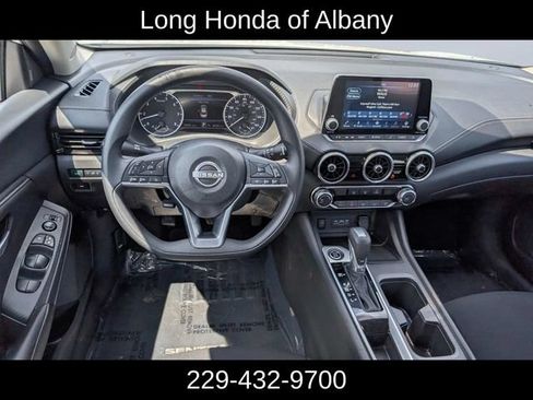 Used 2025 Nissan Sentra SV FWD image 19