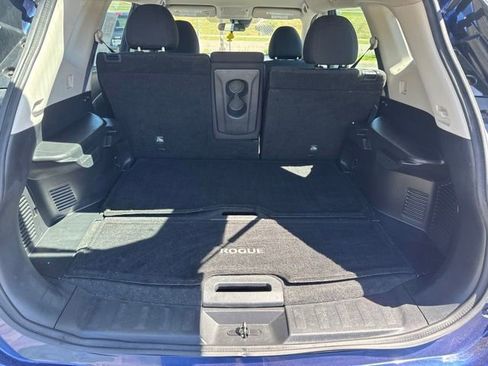 Used 2020 Nissan Rogue S FWD image 10