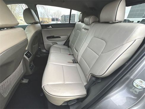 Used 2018 Kia Sportage EX image 23