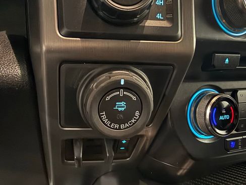 Used 2018 Ford F150 Raptor w/ Equipment Group 802A Luxury image 34