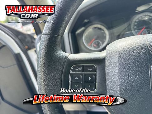 Used 2019 RAM 1500 Classic SLT RWD image 15