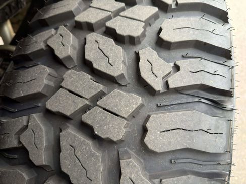 Used 2021 Ford F350 Lariat w/ Camper Package image 12