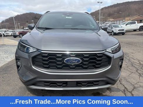 Used 2025 Ford Escape ST-Line Select image 2