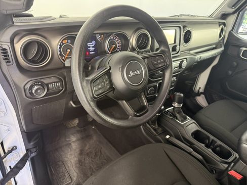 Used 2020 Jeep Wrangler Unlimited Sport AWD/4WD image 15