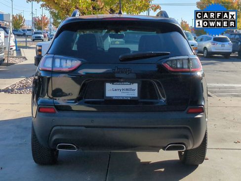 Used 2019 Jeep Cherokee Latitude Plus image 5