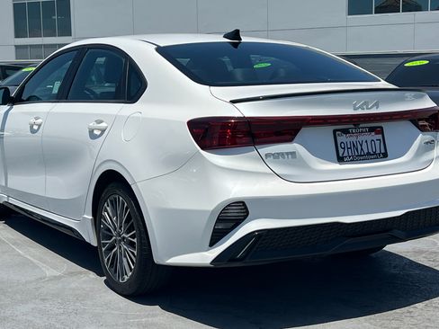 Used 2023 Kia Forte GT-Line w/ GT-Line Technology Package FWD image 5
