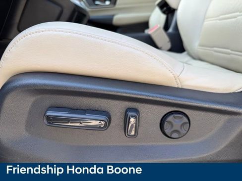 Used 2019 Honda CR-V EX-L image 16