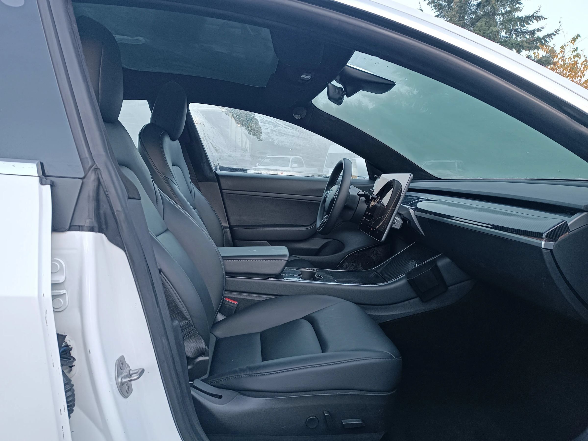 Used 2020 Tesla Model 3 Standard Range Plus RWD image 22