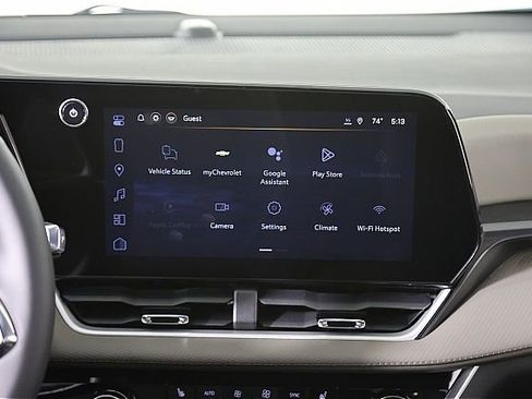 New 2026 Chevrolet Equinox LT w/ Convenience Package II image 10