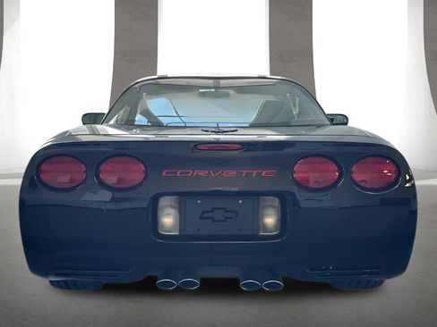 Used 1997 Chevrolet Corvette Coupe RWD image 5