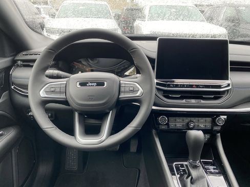 New 2026 Jeep Compass Limited image 12