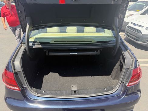 Used 2014 Mercedes-Benz E 350 Sedan image 18