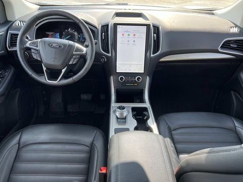 Certified 2024 Ford Edge SEL w/ Convenience Package image 15