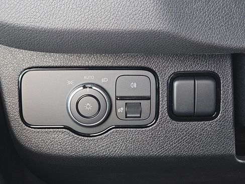 Used 2024 Mercedes-Benz Sprinter 2500 image 27