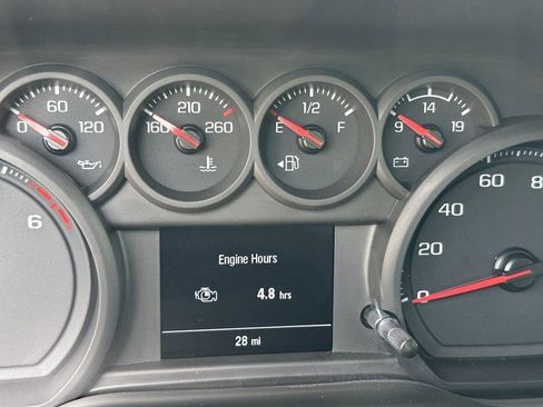 Used 2025 Chevrolet Silverado 2500 Custom w/ Custom Value Package image 13