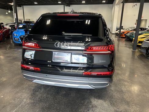 Used 2023 Audi Q7 3.0T Premium Plus w/ Premium Plus Package AWD/4WD image 4