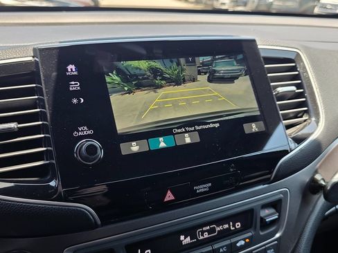 Used 2022 Honda Pilot Sport image 33