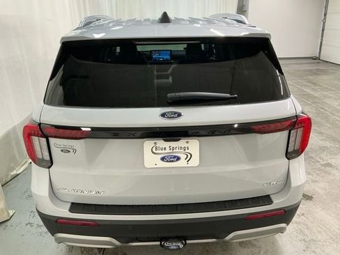 New 2026 Ford Explorer Platinum w/ LUX Leather Package AWD/4WD image 4