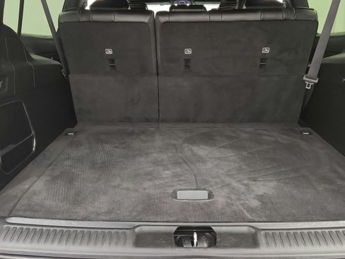 Used 2024 Jeep Wagoneer L Series III w/ Flexible Seating Group AWD/4WD image 31