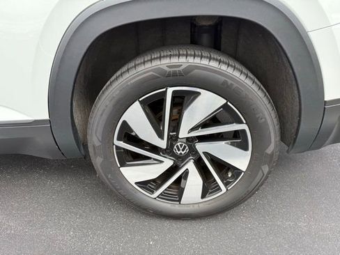 Used 2024 Volkswagen Atlas SE FWD image 5