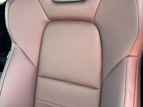 New 2026 Porsche Macan Electric image 5