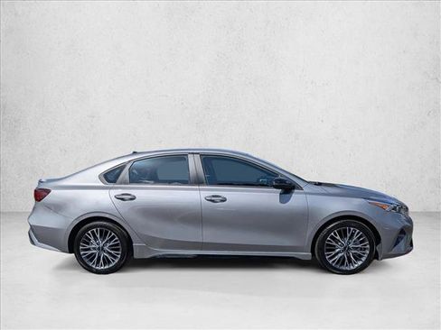 Used 2023 Kia Forte GT-Line FWD image 4