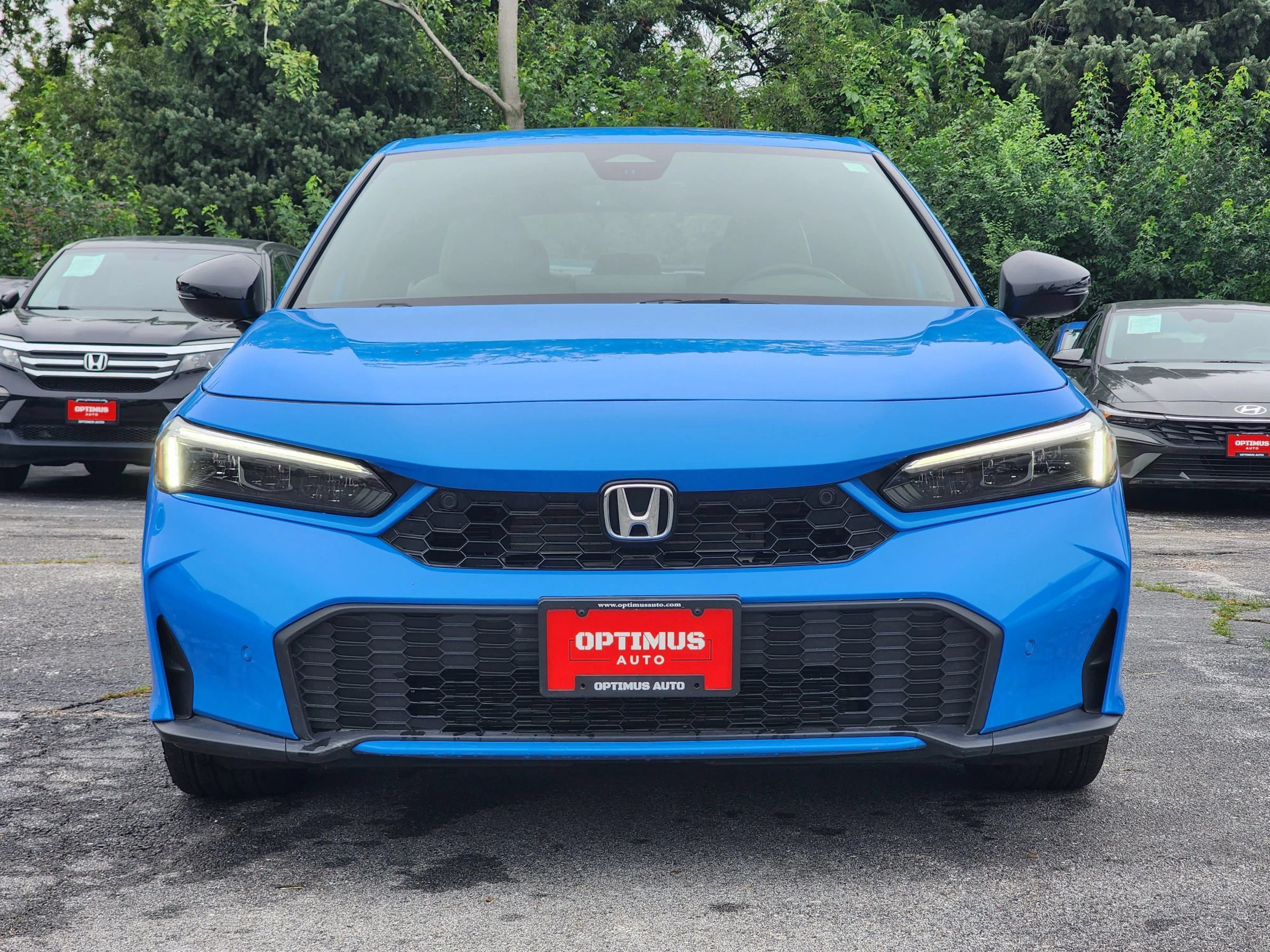 Used 2025 Honda Civic Sport Touring image 2