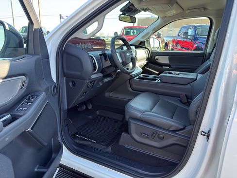 New 2026 Ford Expedition Max Active AWD/4WD image 10