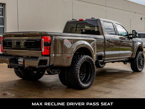 Used 2026 Ford F450 Platinum w/ Platinum Plus Package image 10