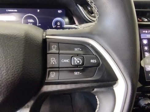 Used 2023 Jeep Grand Cherokee Altitude AWD/4WD image 29