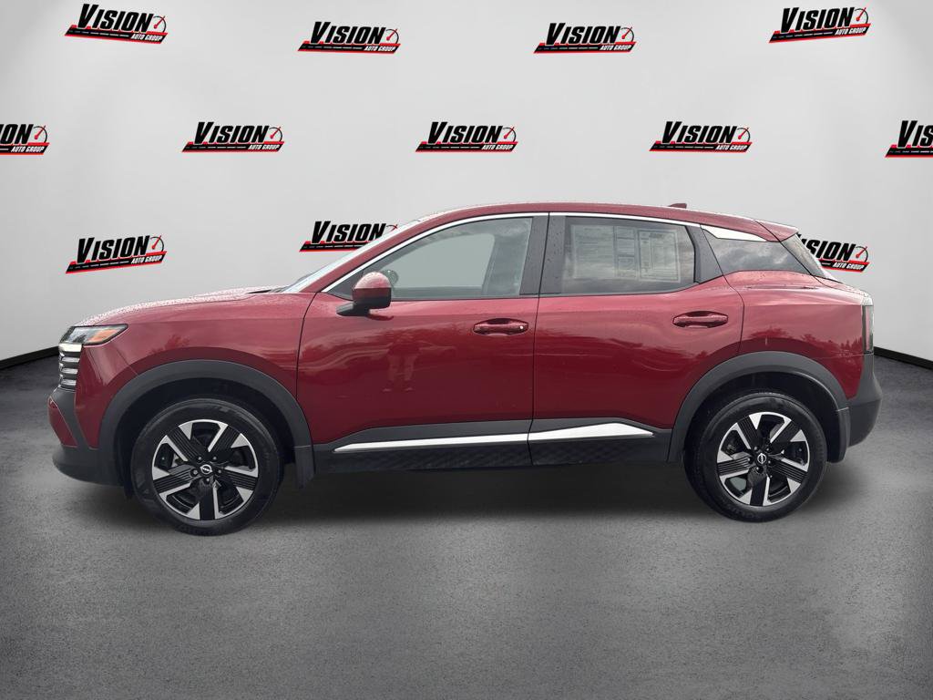 Used 2025 Nissan Kicks SV AWD/4WD image 8