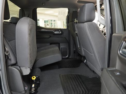 Used 2023 Chevrolet Silverado 1500 LT AWD/4WD image 29