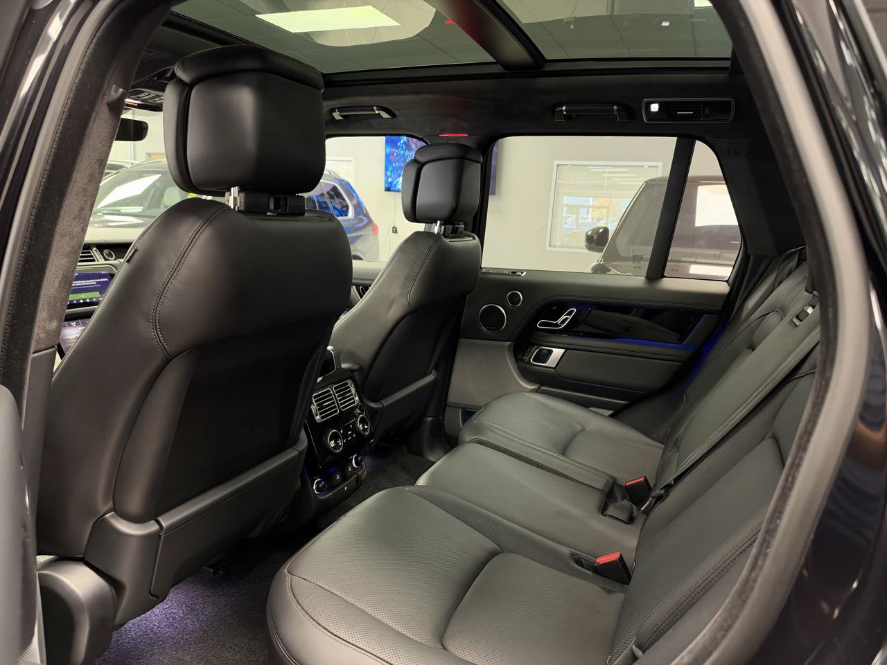 Used 2021 Land Rover Range Rover Westminster Edition AWD/4WD image 30