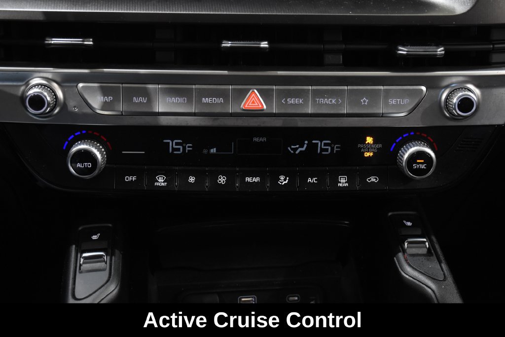 Used 2025 Kia Telluride S FWD image 21