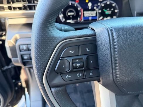 Used 2026 Toyota 4Runner Limited AWD/4WD image 15