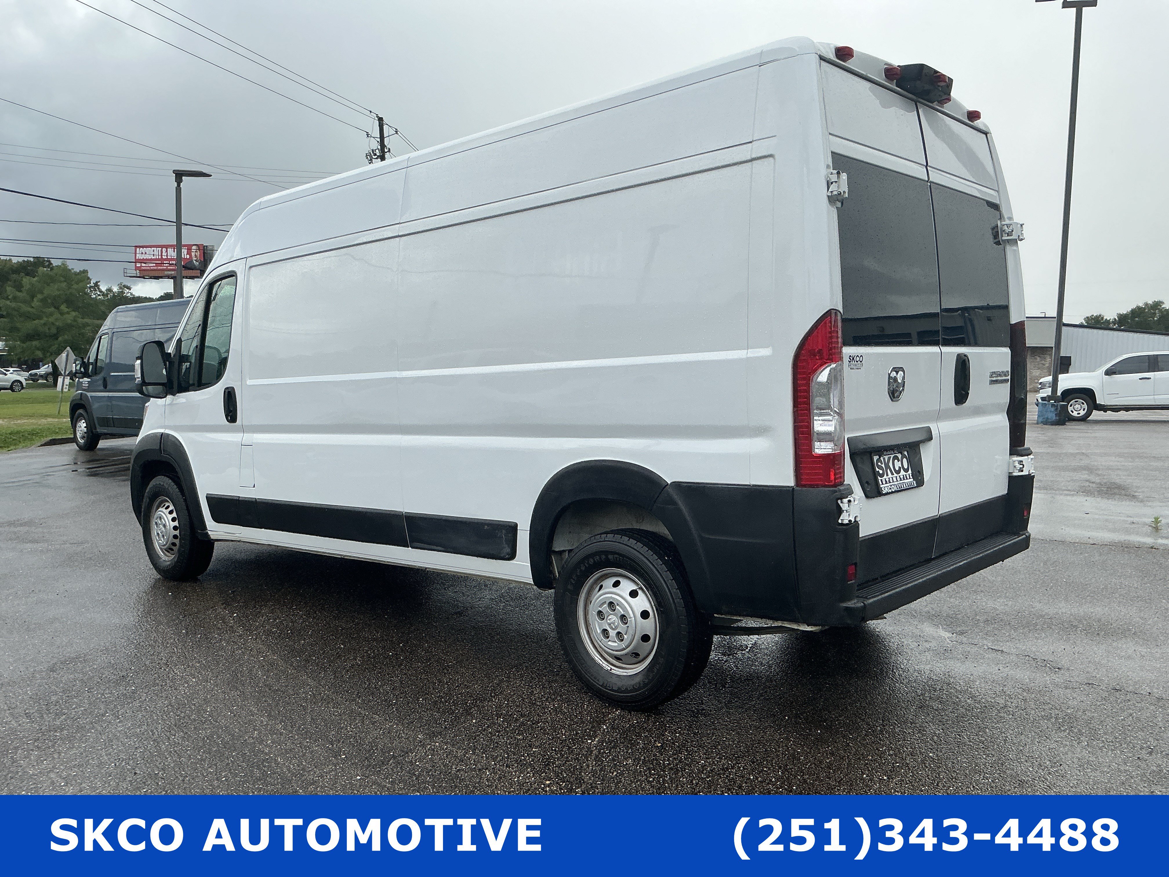 Used 2023 RAM ProMaster 2500 FWD image 3