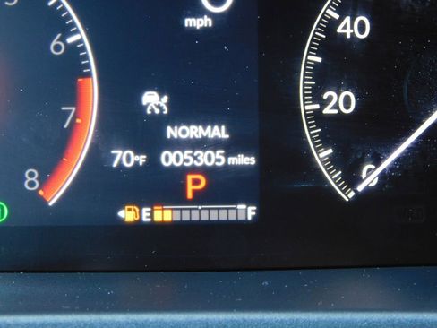 Used 2025 Honda Pilot Touring image 44