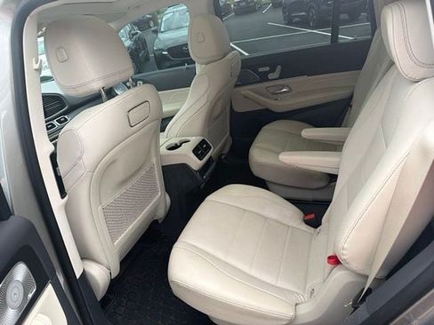 Used 2020 Mercedes-Benz GLS 450 4MATIC image 9