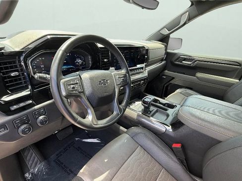 Used 2023 Chevrolet Silverado 1500 ZR2 w/ Technology Package AWD/4WD image 18