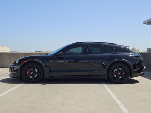 Used 2024 Porsche Taycan 4S AWD/4WD image 2