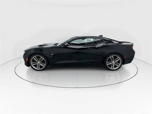 Used 2018 Chevrolet Camaro LT image 5