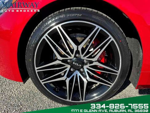Used 2022 Kia Stinger GT2 image 31