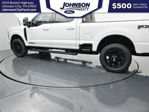 New 2026 Ford F250 XLT w/ XLT Premium Package AWD/4WD image 8
