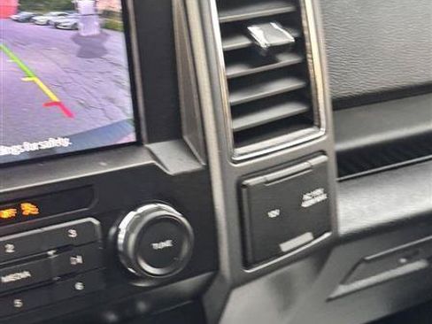 Used 2020 Ford F150 XLT w/ Equipment Group 302A Luxury AWD/4WD image 30