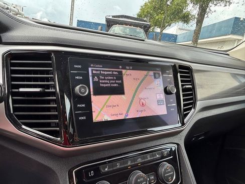 Used 2021 Volkswagen Atlas SEL Premium AWD/4WD image 11